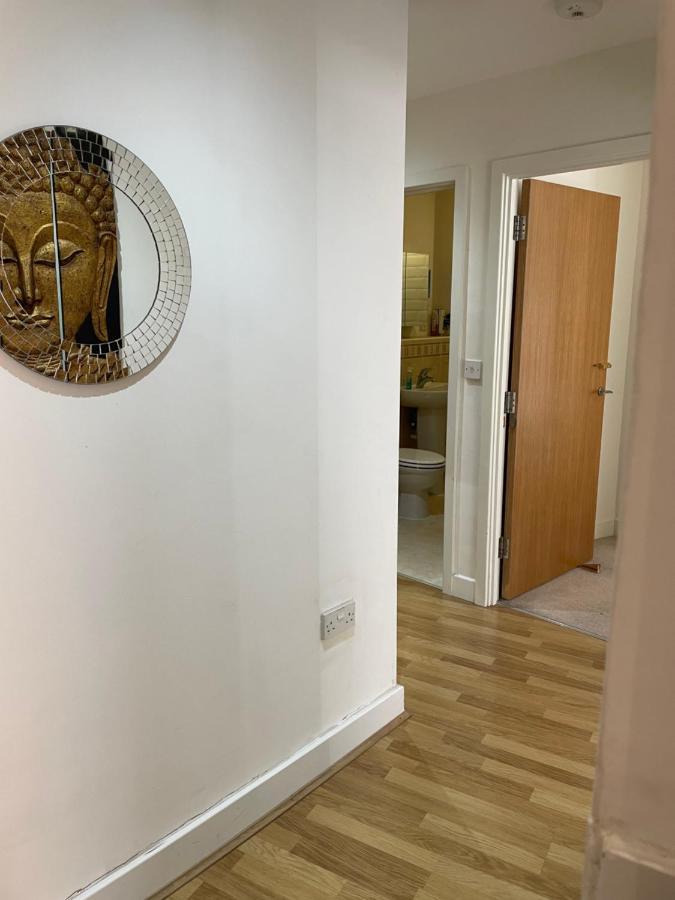 Entire Town Centre 2 Bedroom Apartment Very Close To Beach Bournemouth Buitenkant foto