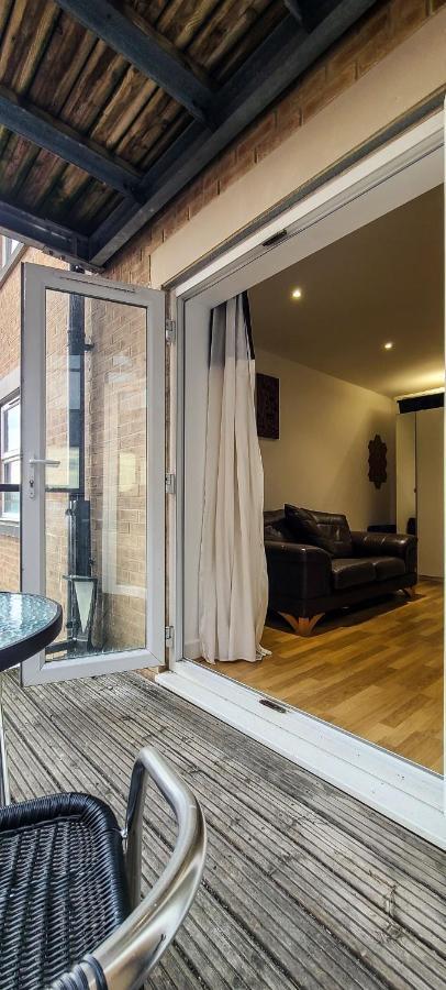Entire Town Centre 2 Bedroom Apartment Very Close To Beach Bournemouth Buitenkant foto